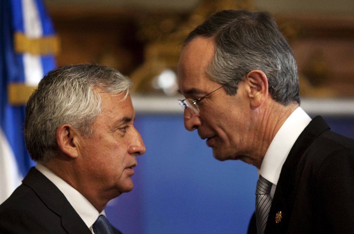 Otto Pérez Molina y Álvaro Colom. (Foto: AP)