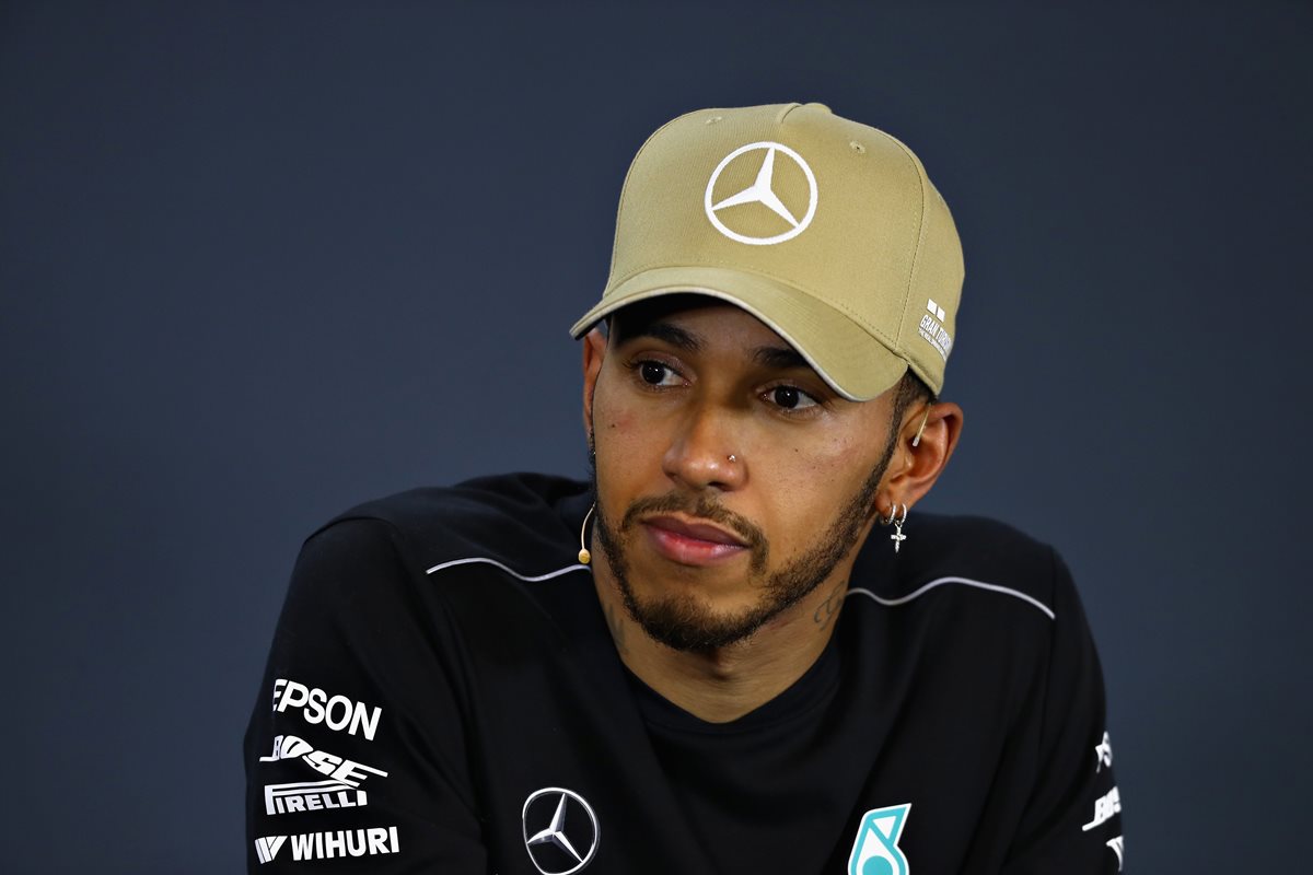 Lewis Hamilton podría coronar campeón de la Fórmula 1 en México. (Foto Prensa Libre: AFP)