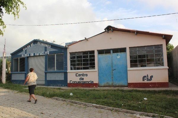 Puesto de convergencia de aldea de San Rafael Las Flores permanece cerrado. (Foto Prensa Libre: Oswaldo Cardona)