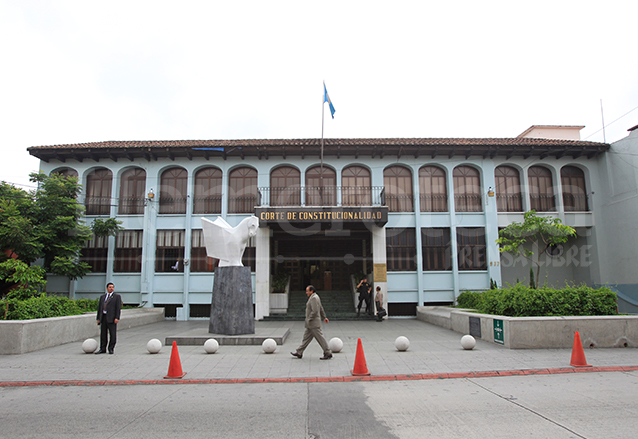 El edificio que actualmente ocupa la Corte de Constitucionalidad fue disen?ado, en 1970, para crear el Hotel Independencia. (Foto: Hemeroteca PL)