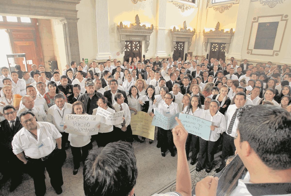 Congreso tramita la destitución de 90 trabajadores. El año pasado fueron 52. (Foto Prensa Libre: Hemeroteca PL)