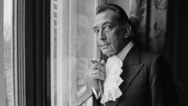 Salvador Dalí "adoraba a las mujeres fuertes y fácilmente se vio atraído a la condesa, que además de rica y extravagante era una feminista y estaba políticamente comprometida". GETTY IMAGES