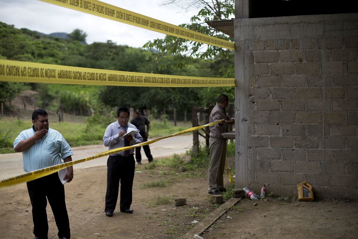 La disputa entre carteles del narcotráfico recrudece la violencia en México. (Foto Prensa Libre: AP).