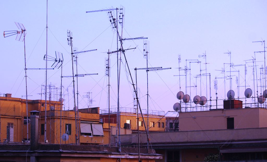 Vista de los techos de las casas en Roma. (PL-EFE)