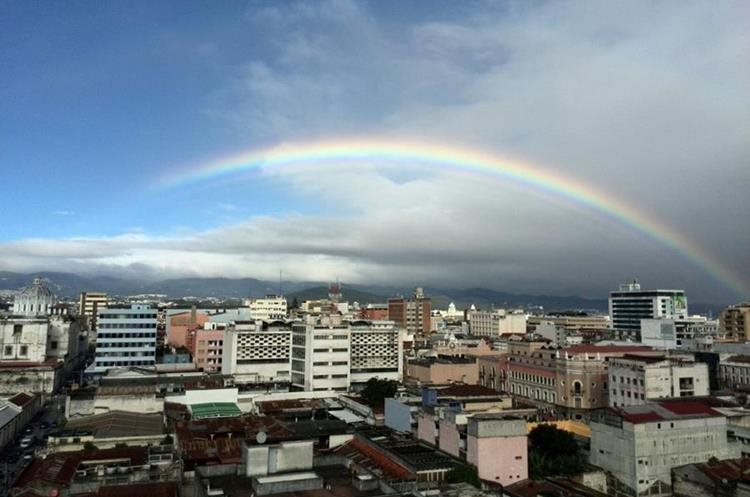 En la Ciudad de Guatemala se calcula que hay 2.1 millones de habitantes. (Foto Hemeroteca PL)