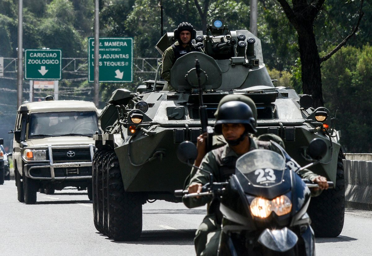 Megaoperativo para capturar a "policía rebelde", en Caracas, Venezuela. (Foto Prensa Libre: AFP)