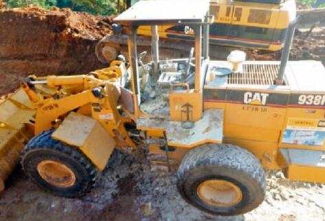 Foto del montacargas dañado, valorado en US$250 mil. (Foto Prensa Libre: Ministerio de Comunicaciones)