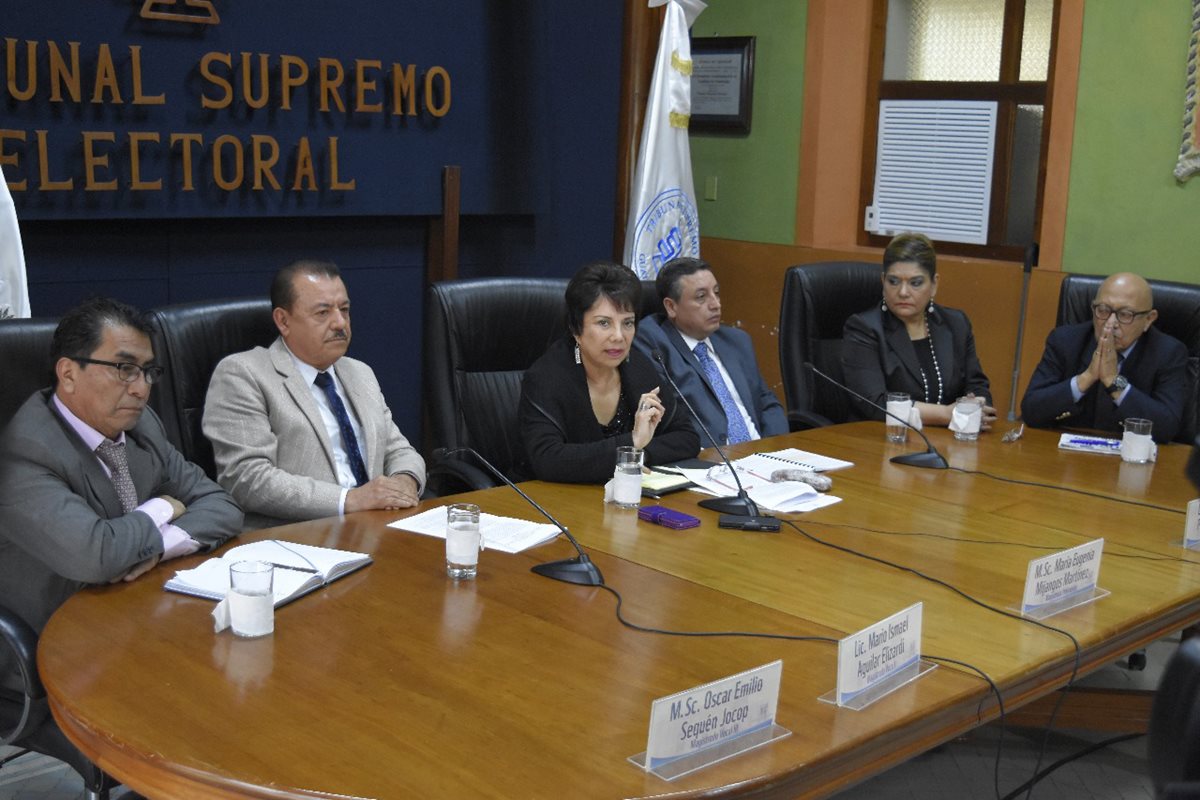 Magistrados rechazan la intención de los diputados de poner controles, ya que le restaría independencia a los jueces electorales. (Foto Prensa Libre: Hemeroteca PL)