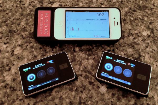 Con la ayuda de un smartphone se envía información sobre los niveles de insulina a inyectar