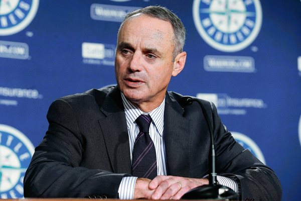 Rob Manfred en conferencia de Prensa da los detalles (Foto Prensa Libre: AP)
