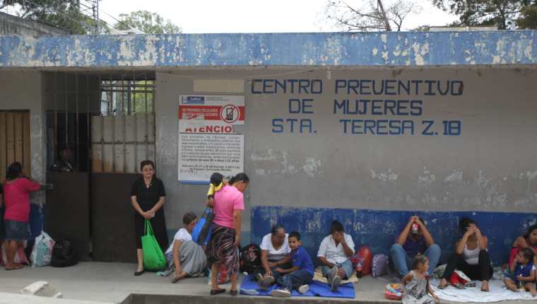 Centro preventivo de mujeres, Santa teresa, zona 18. Foto Prensa Libre: Hemeroteca.
