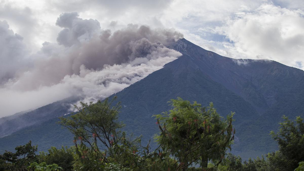 El Volcán de Fuego realizó una violenta erupción el pasado 3 de junio. (Foto Prensa Libre: Insivumeh)