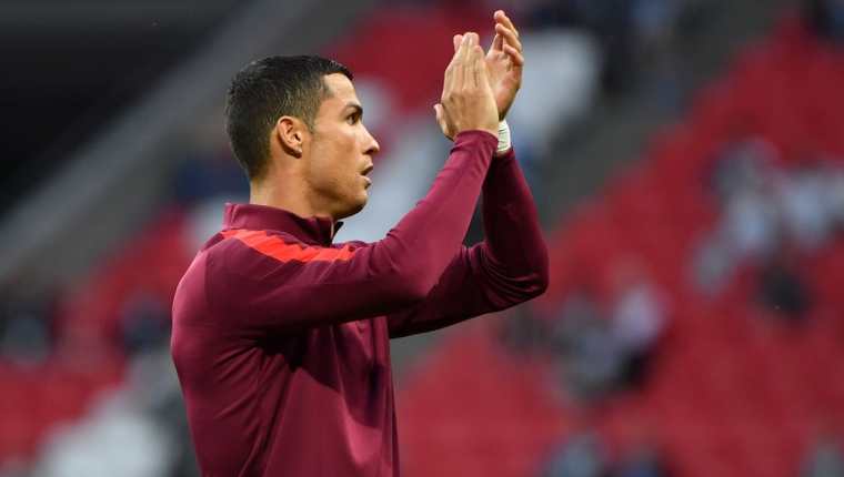 Cristiano Ronaldo espera avanzar a la final con la selección de Portugal. (Foto Prensa Libre: AFP)