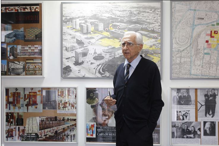 Jorge Montes Córdoba, arquitecto mayor de la ciudad tuvo a su cargo los diseños de varios edificios del Centro Cívico. (Foto Prensa Libre: Hemeroteca PL)