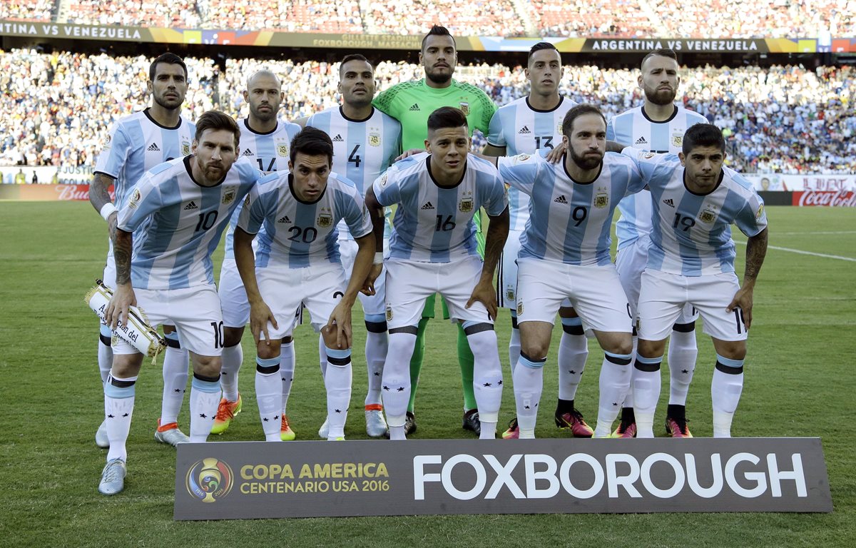 Argentina busca resarcirse de la final perdida en la Copa América 2015. (Foto Prensa Libre: AP)