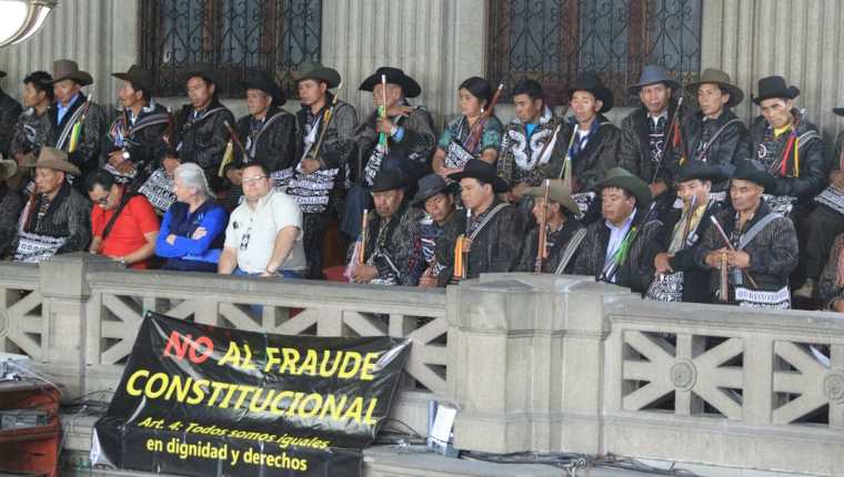 Reconocer las jurisdicciones indígenas centra la polarización, pues sectores exigen delimitar su aplicabilidad a lo que manda la Constitución. (Foto Prensa Libre: E. García)