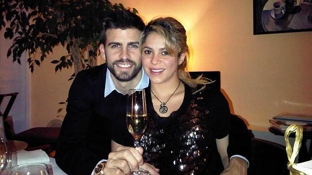 El futbolista Gerard Piqué y su esposa, la cantante Shakira, habrían protagonizado un escándalo en un restaurante. (Foto Prensa Libre: Hemeroteca PL)