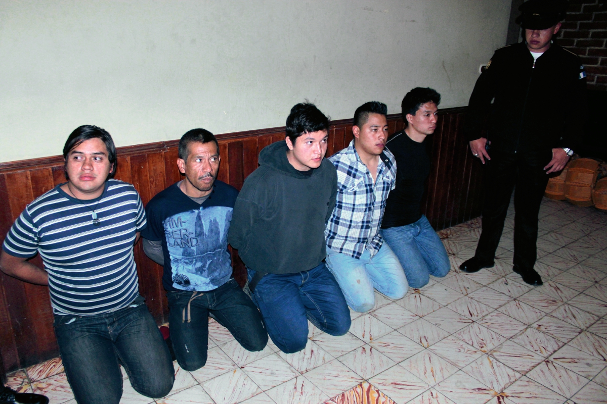 Capturan a  cinco personas en Xelajú por caso de ataque con ácido a un menor en 2015. (Foto Prensa Libre: Carlos Ventura)