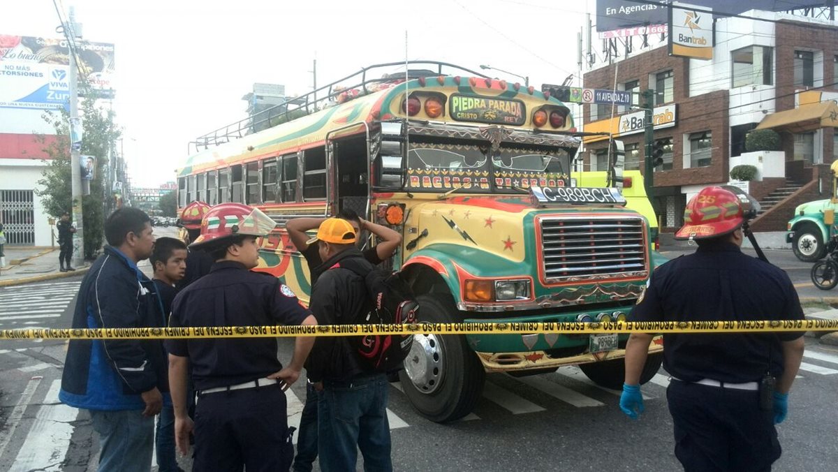 Los pilotos de la empresa primavera son acosados por un grupo de pandilleros que les exigen Q75 mil. (Foto Prensa Libre: É Ávila)