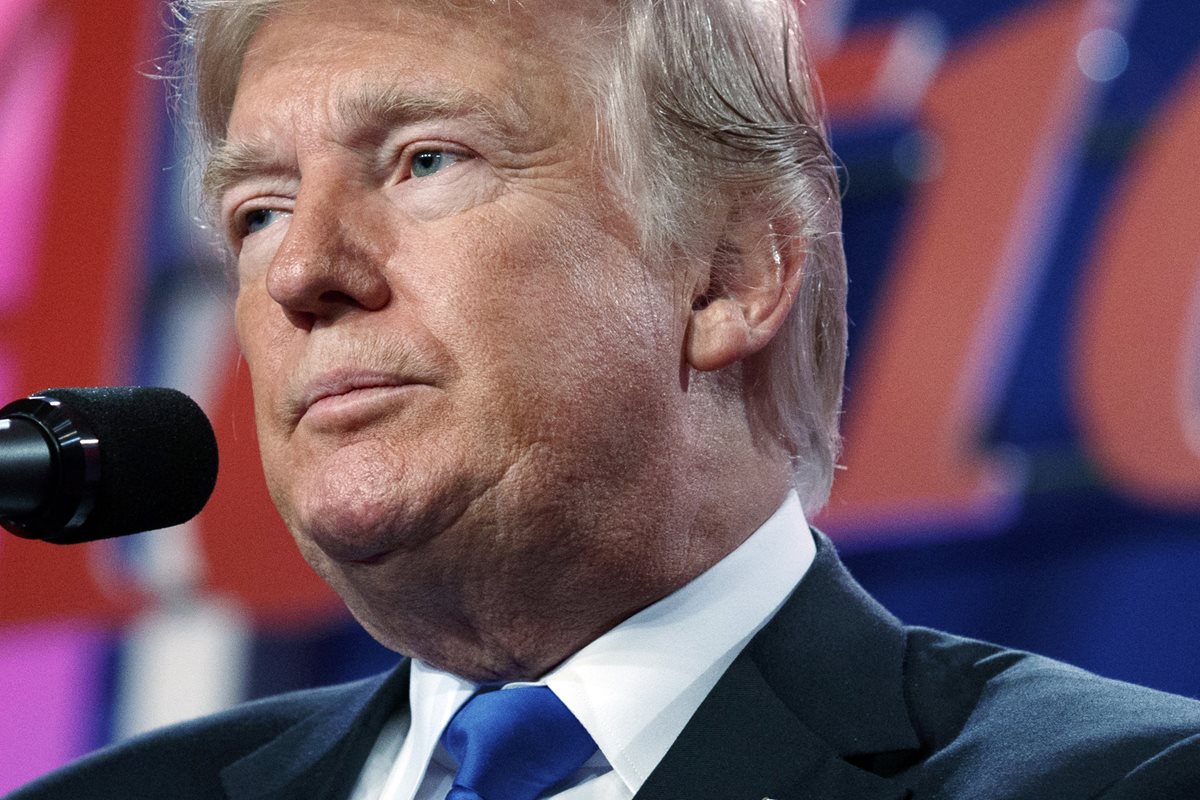 Donald Trump reconoció como "presidente" al gobernador de las Islas Vírgenes. (Foto Prensa Libre: AP)