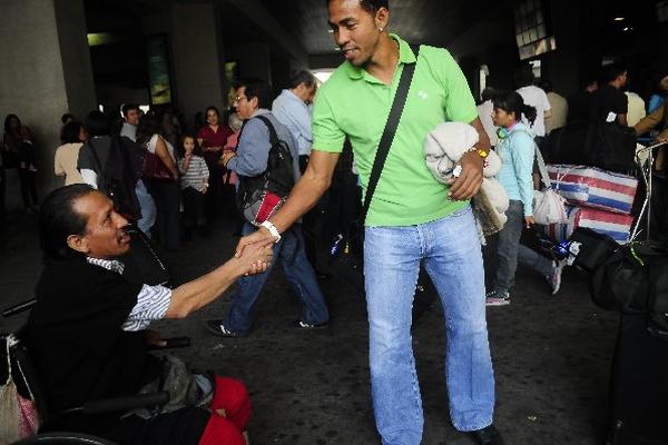 El defensa mexicano Edoardo Isella firma con Municipal