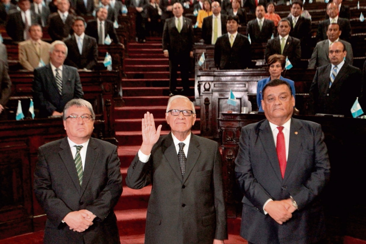 Alejandro Maldonado Aguirre fungió como presidente por cinco meses y no hubo tiempo para una reestructuración en la SAT. (Foto Prensa Libre: Álvaro Interiano)