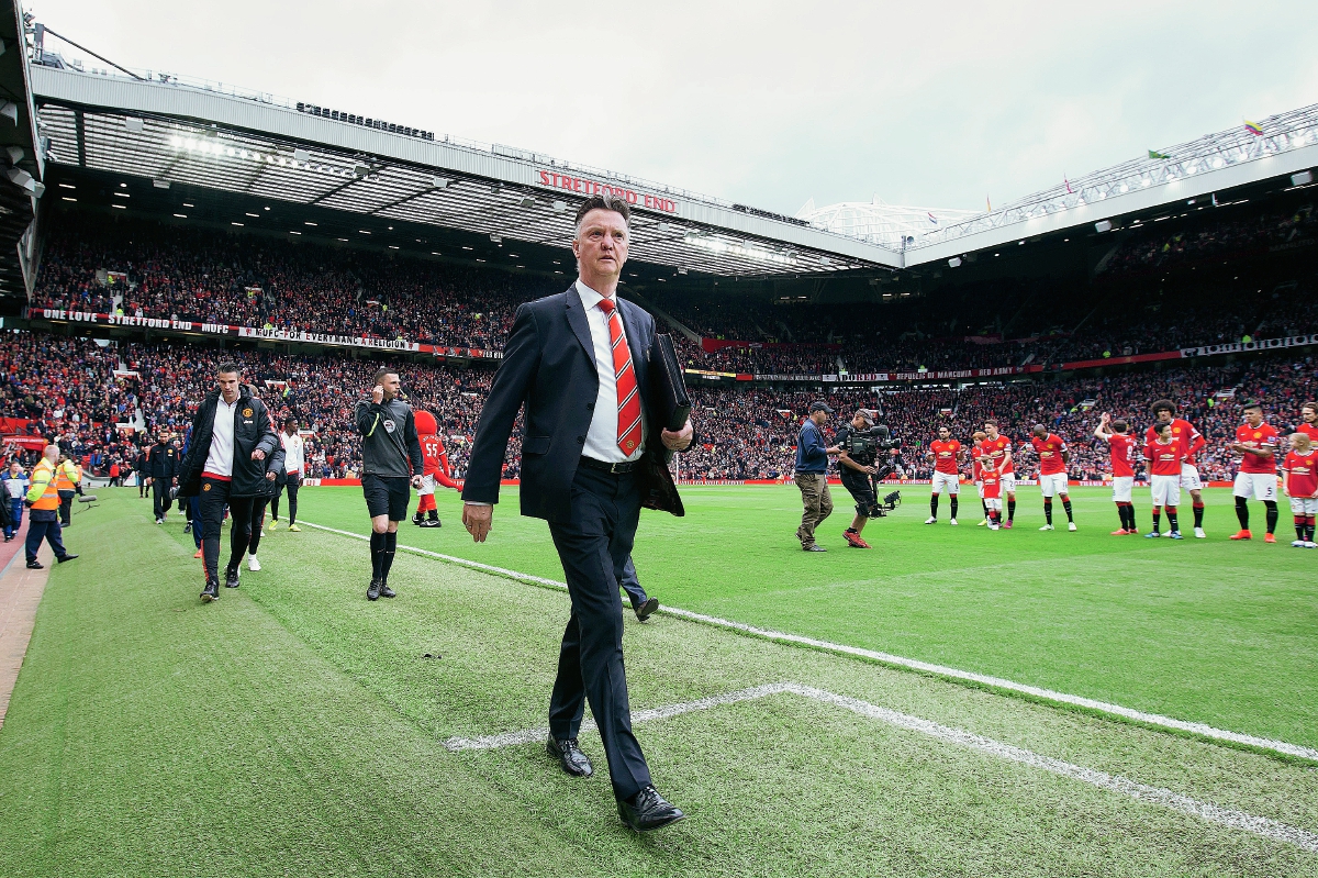 El técnico Louis van Gaal espera contar con de Gea en el 2016. (Foto Prensa Libre: AP)