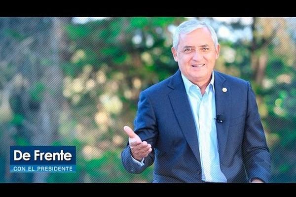 El programa de televisión De Frente con el Presidente saldrá del aire por falta de recursos. (Foto Prensa Libre: Youtube)