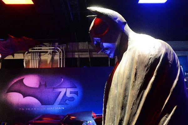 La exposicion The Batman Exhibit abrió hoy sus puertas en los estudios de Warner Bros, en Los Ängeles (Foto Prensa Libre: AFP)