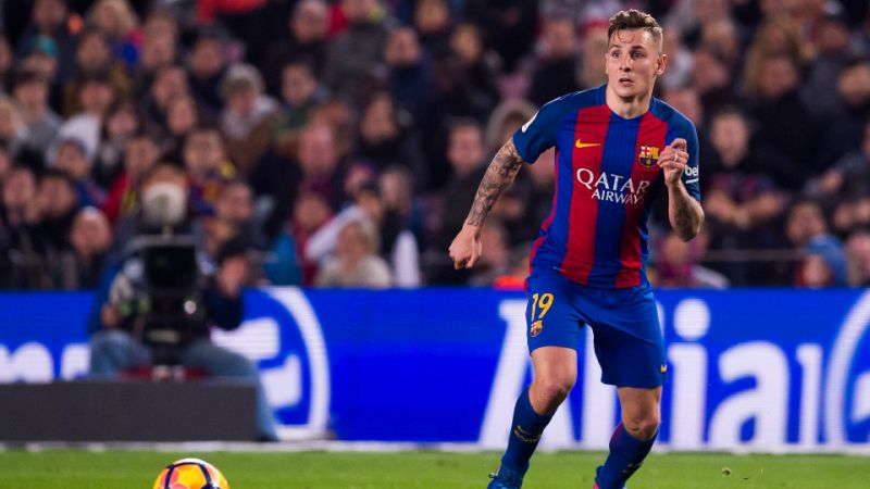 Lucas Digne mostró su buen corazón al ayudar a las personas heridas tras el atentado en La Rambla. (Foto Prensa Libre: Hemeroteca PL)