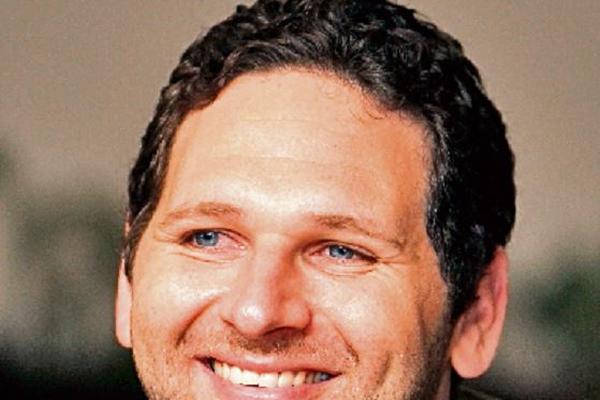 Alan Tenenbaum nos enseña que mucho se puede realizar en la vida si nos lo proponemos.