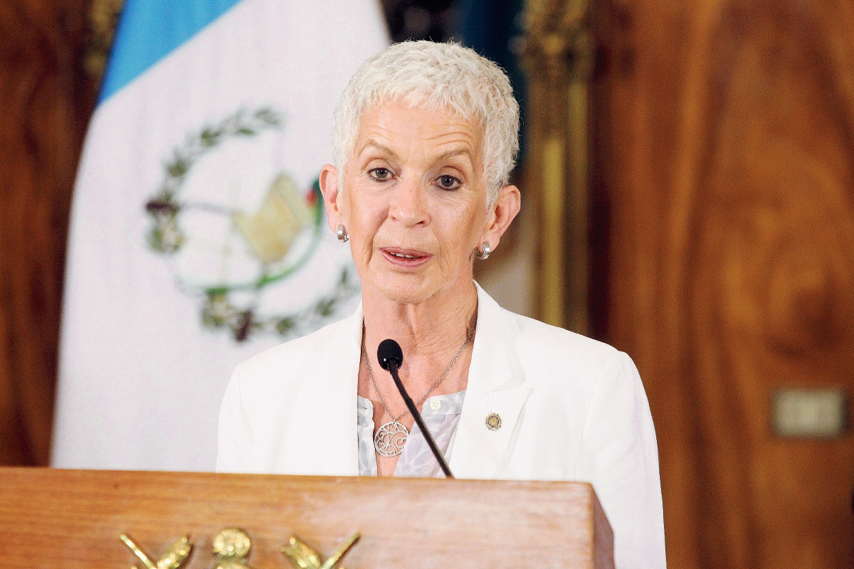 Adela Camacho de Torrebiarte renunció este domingo a la Comisión Presidencial para la Reforma Policial. (Foto Prensa Libre: Archivo)