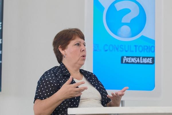 La psicóloga Neicy Bailey explica cómo contrarrestar la timidez. (Foto Prensa Libre: Óscar Rivas)