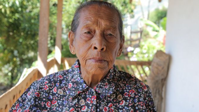 A sus 100 años, Cruz Elena Cardona ha sido testigo privilegiada de la historia de Colombia. Y víctima de sus violencias. BBC MUNDO