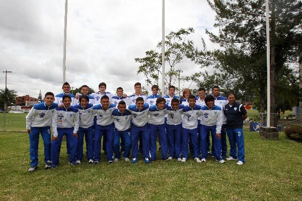 La Selección Sub 20 viaja a El Salvador para participar en la eliminatoria UNCAF. (Foto Prensa Libre: Óscar Felipe)