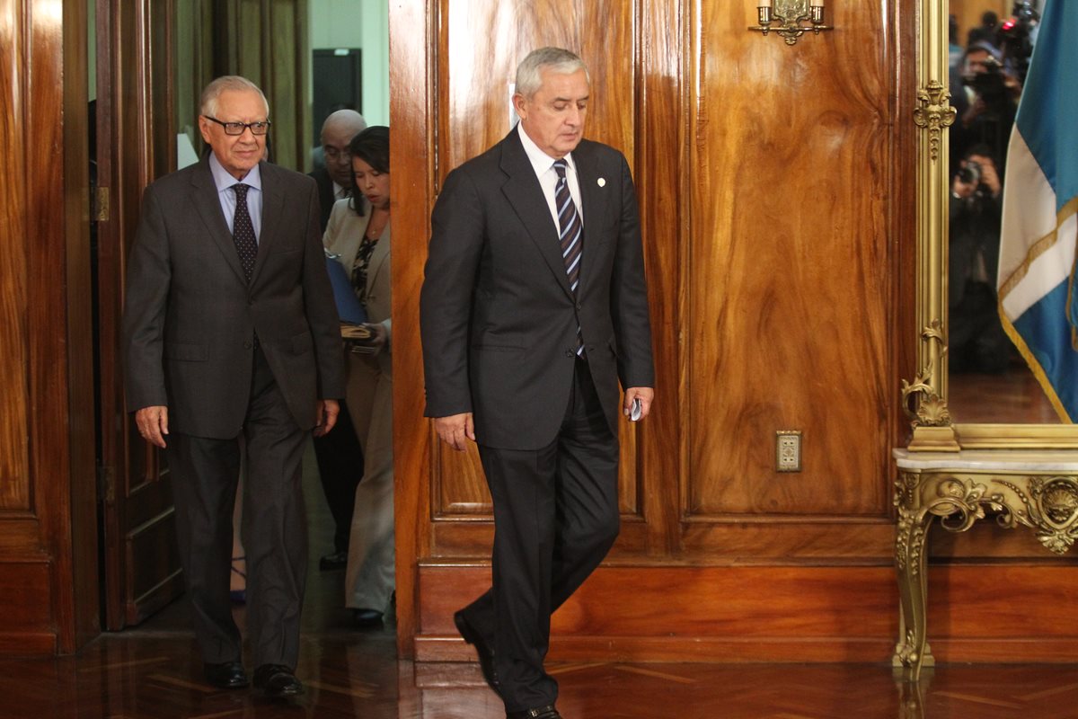 Pérez Molina terminará su mandato con baja popularidad y sin la exvicepresidenta Roxana Baldetti. (Foto Prensa Libre: Hemeroteca PL)
