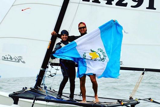Abascal y Hess ganaron la medalla de oro para Guatemala en los recién pasados juegos Panamericanos de Toronto 2015. (Foto Prensa Libre: Irene Abascal)