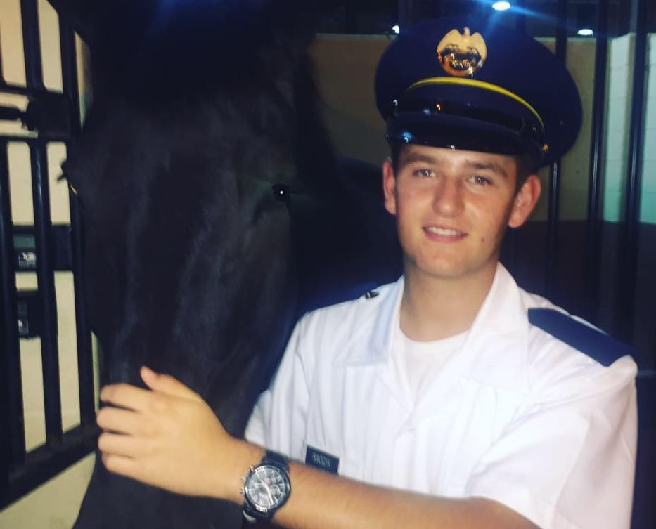 El guatemalteco Stefan Rasch compartió que una de sus pasiones es practicar equitación. (Foto Prensa Libre: Cortesía)