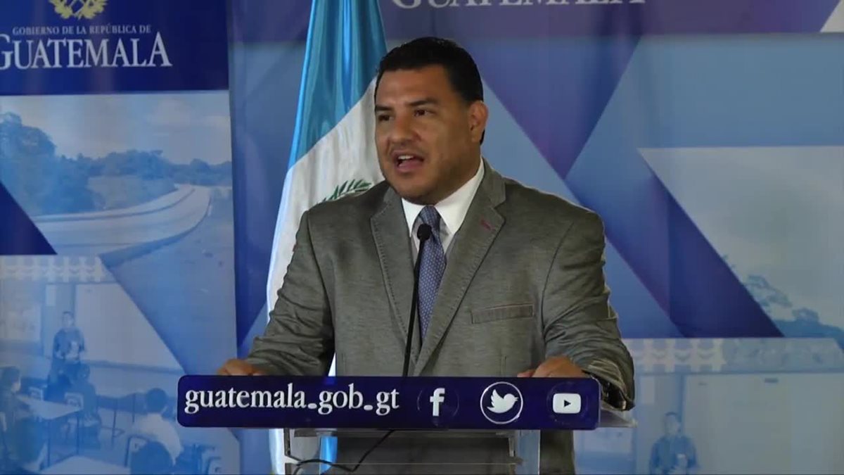 El ministro de Ambiente, Alfonso Alonzo, no esconde su deseo de optar a un cargo público en las elecciones del próximo año. (Foto Prensa Libre: Hemeroteca PL)