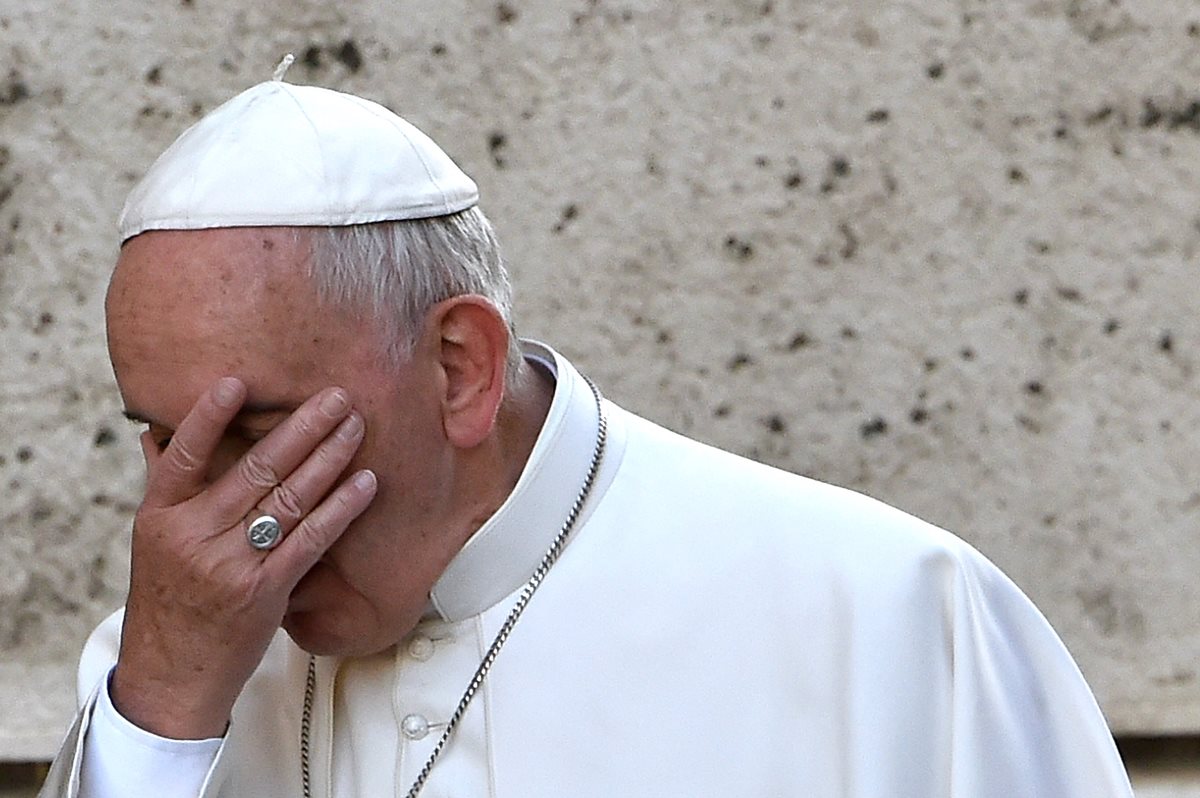 El Papa denuncia trabas en lucha contra el hambre mientras las armas circulan libremente. (Foto Prensa Libre: AFP).