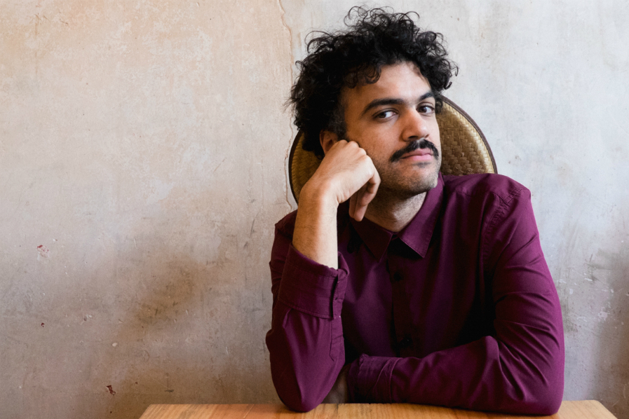 Alex Ferreira trabaja constantemente en su propuesta artística. (Foto Prensa Libre: Cortesía Alex Ferreira)