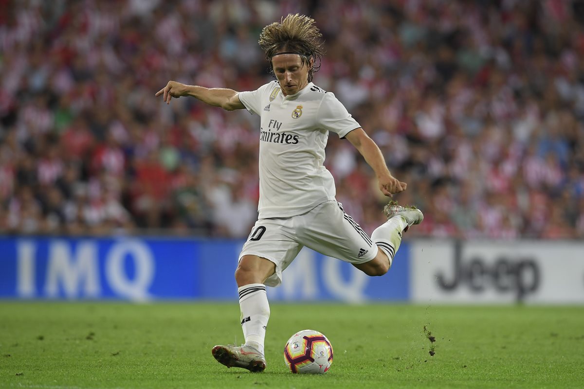 Luka Modric es uno de los jugadores destacados en el armado del Real Madrid. (Foto Prensa Libre: AFP)