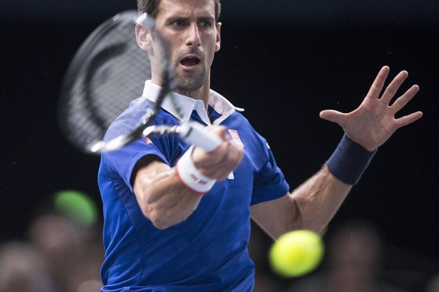 Novak Djokovic sumó su 21ra victoria consecutiva y estará en la final. (Foto Prensa Libre: EFE)