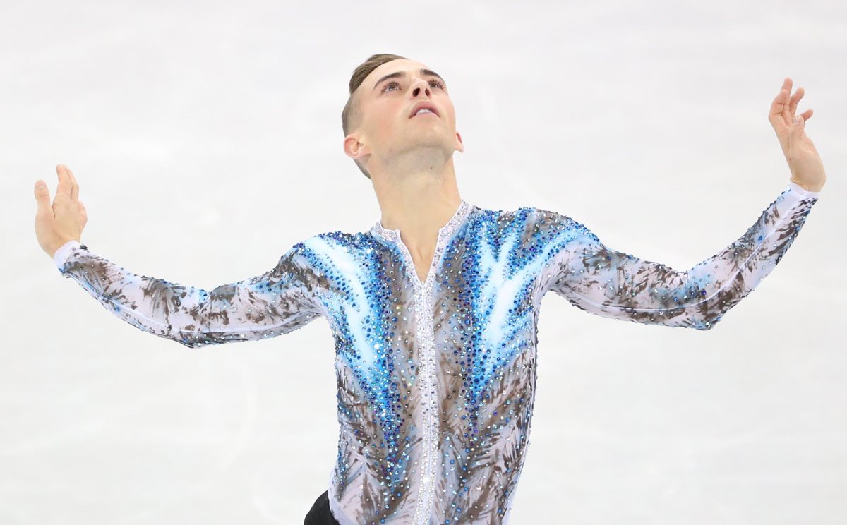Adam Rippon, patinador estadounidense, en los JJOO de Invierno. (Foto Prensa Libre: EFE)