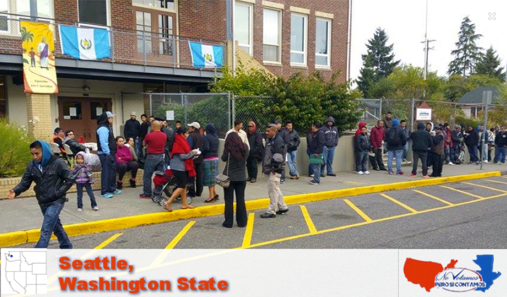 Decenas de migrantes llegaron desde tempranas horas al centro de votación en Seattle, Washington. (Foto Prensa Libre: Cortesía movimiento "No votamos pero si contamos").