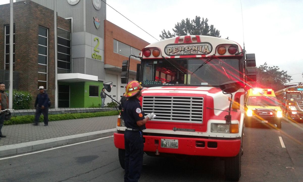 Los pilotos de la ruta comentan que un grupo de extorsionitas les exige pagar la extorsión. (Foto Prensa Libre: E. Paredes)