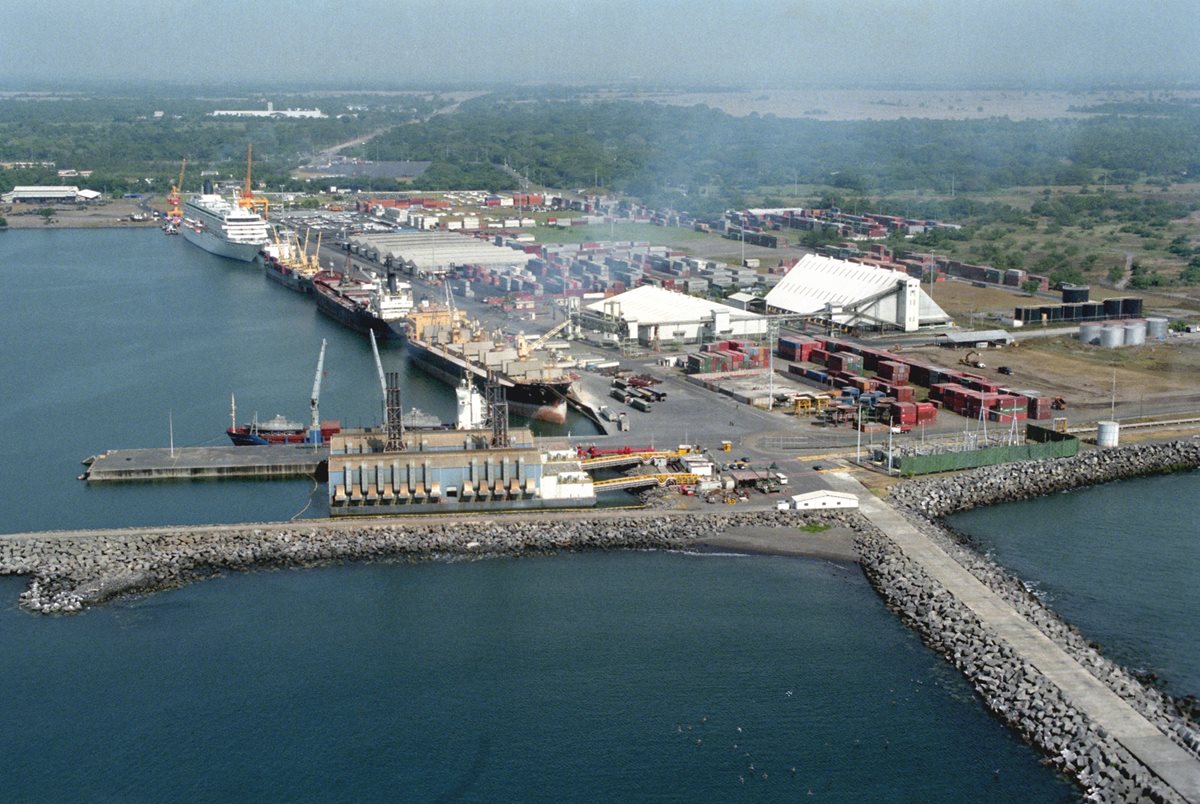 Mayoría de convenios con el Estado fueron suscritos entre el 2012 y el 2015, durante la administración del Partido Patriota. (Foto Prensa Libre: Hemeroteca PL)