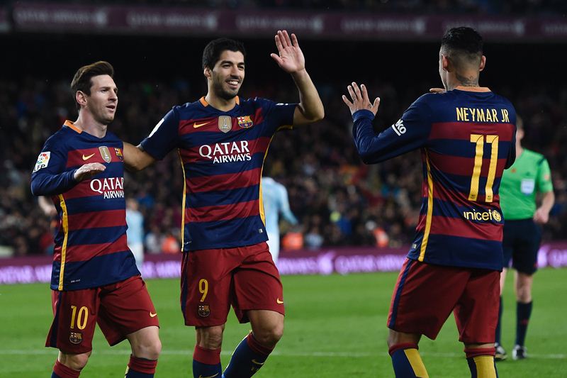 Messi, Suárez y Neymar fueron los directores de la sinfonía que el Barcelona ofreció este domingo. (Foto Prensa Libre: AP)