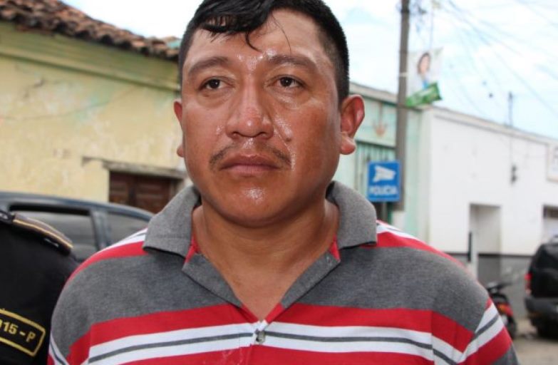 Luis Arturo Ruano Hernández luego de ser detenido en julio de 2015. Foto Prensa Libre: PNC