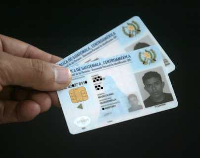 Renap suspende compra de tarjetas para DPI por recomendación de la Contraloría